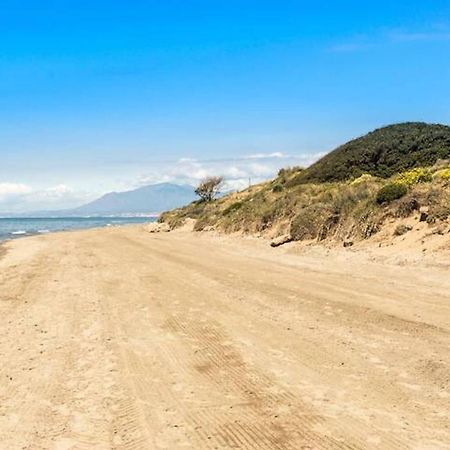 Fine Duplex Apartment With Stunning Sea Views Marbella Buitenkant foto