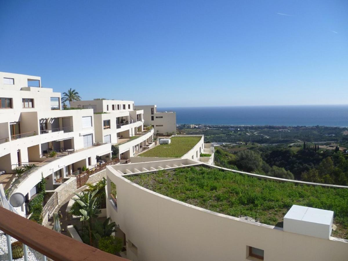 Fine Duplex Apartment With Stunning Sea Views Marbella Buitenkant foto