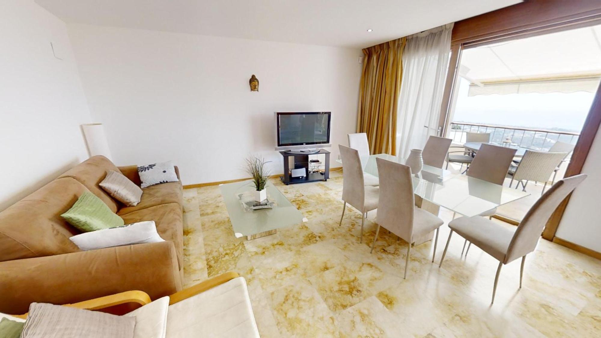 Fine Duplex Apartment With Stunning Sea Views Marbella Buitenkant foto
